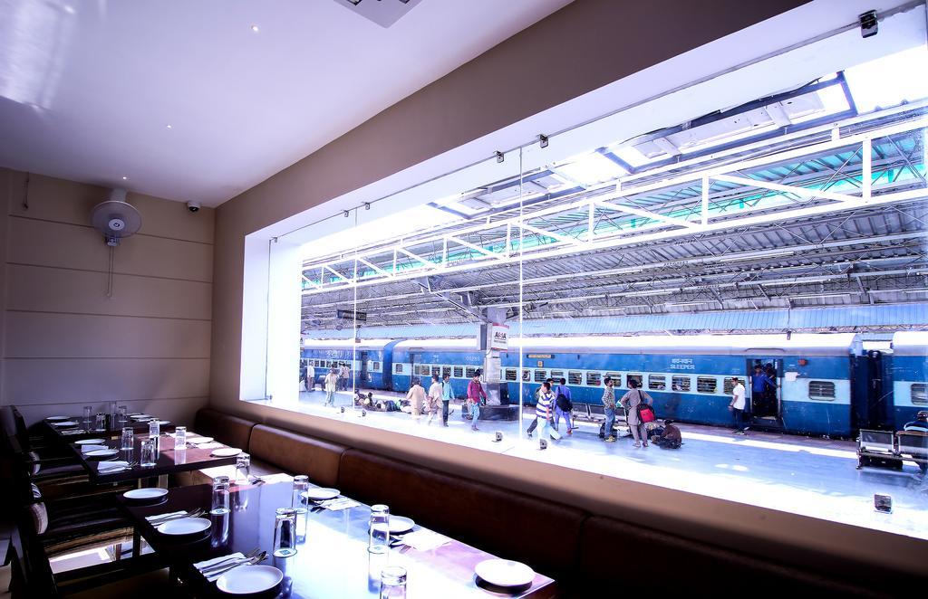 Hotel Le Roi Raipur At Raipur Railway Station Exterior foto